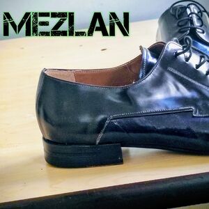 Mezlan Black Eel Skin/Leather Oxfords